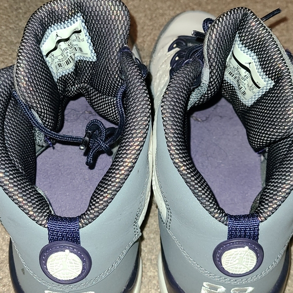 Jordan 9 Retro White Purple - Picture 3 of 4